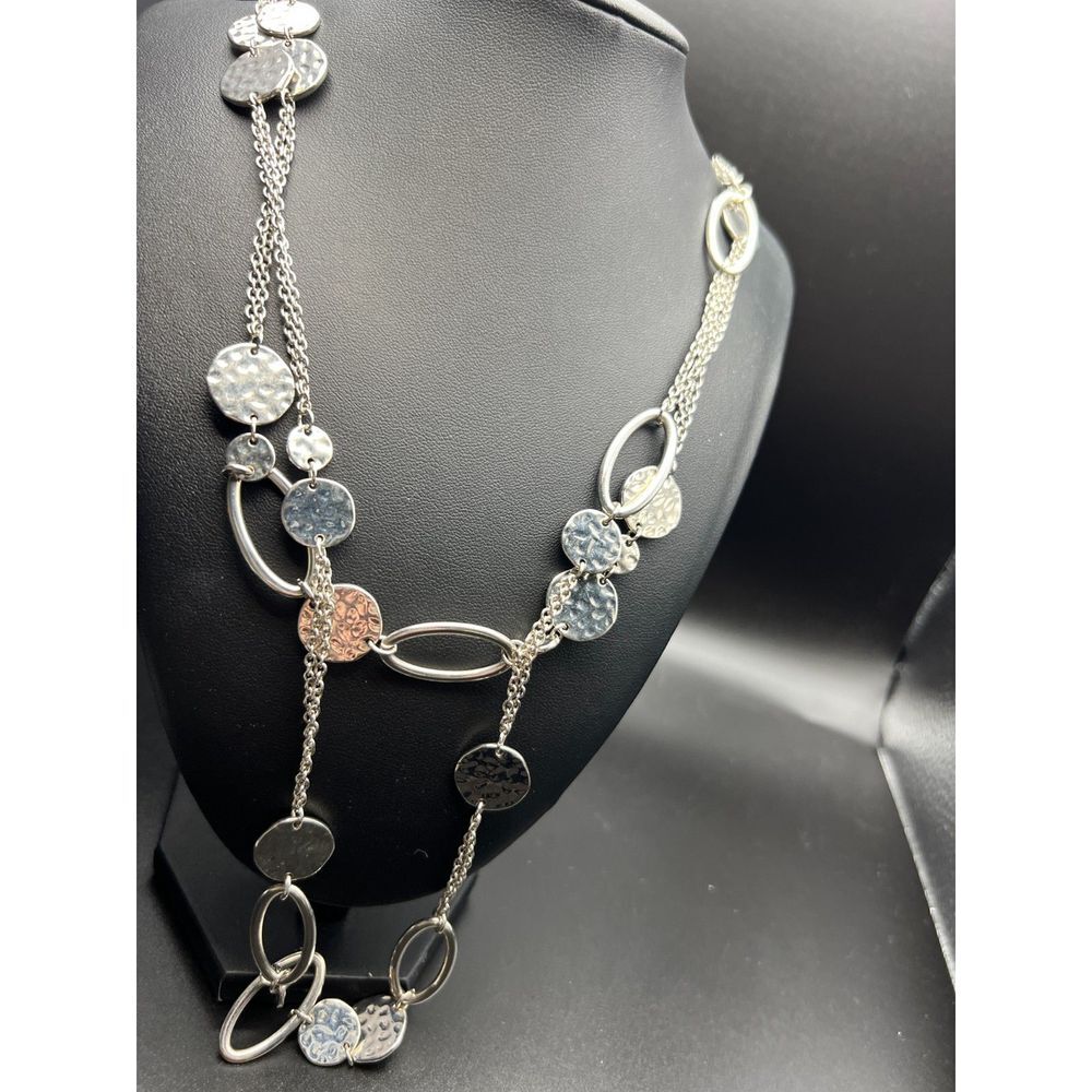 Oval And Circle Necklace
